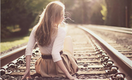 董易姗生肖鸡2026年全年运势及运程